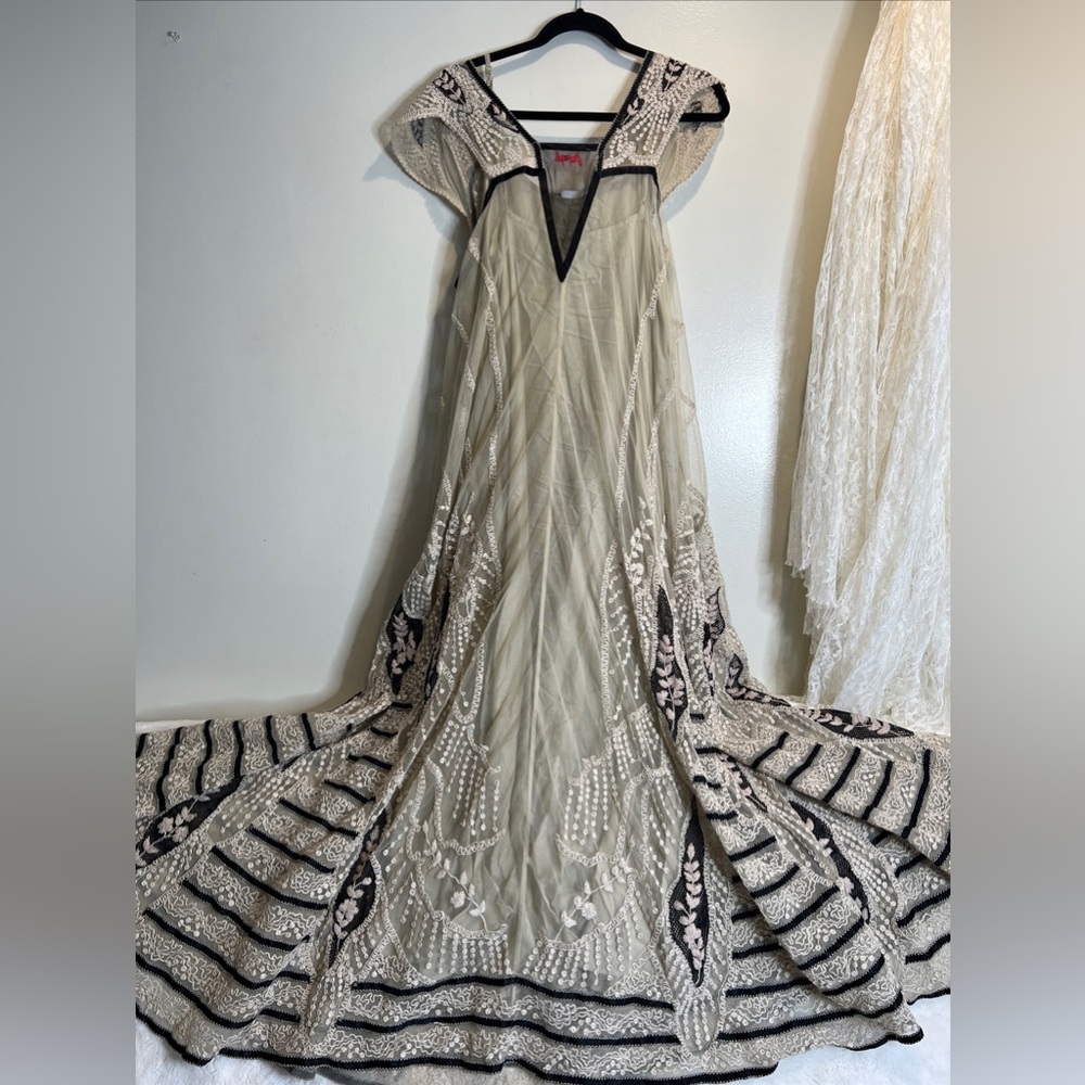 Free People Ethereal Lace Vintage Embroidered Maxi Dress L $500 - Picture 10 of 11